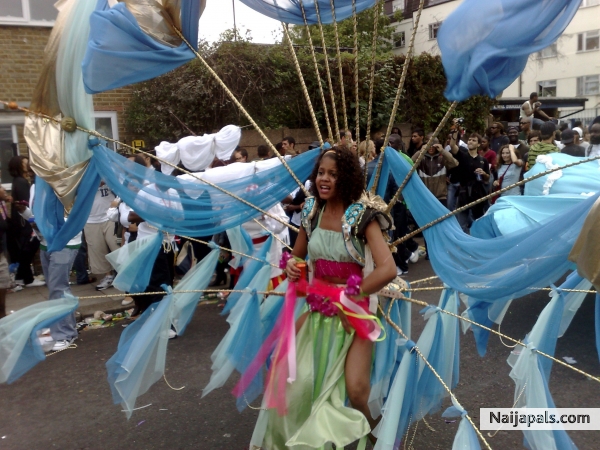 Nothing hill carnival - click for next photo