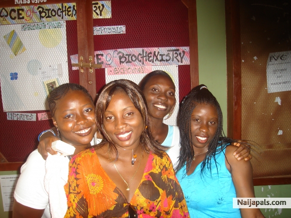 Sewa,Tt,Bisola & me - click for next photo