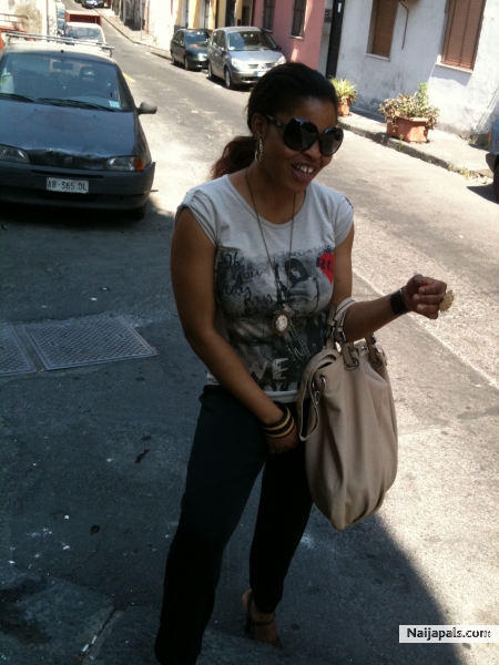  - click for next photo