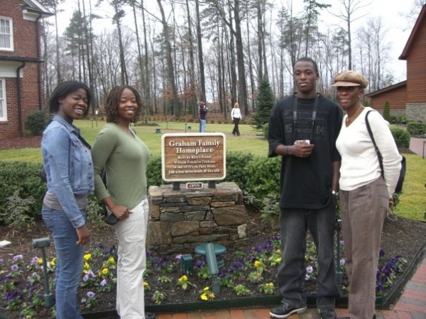 @ BIlly Grahams Library - click for next photo