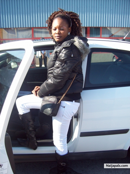 - click for next photo