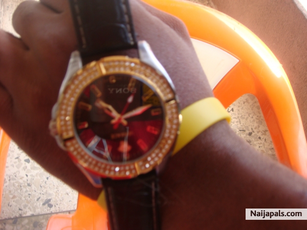 million dola blade watch - click for next photo