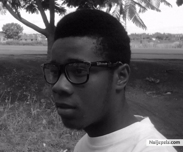 Hisroyalhighnessinhisflyness - click for next photo