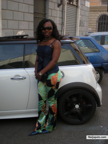  - click for next photo