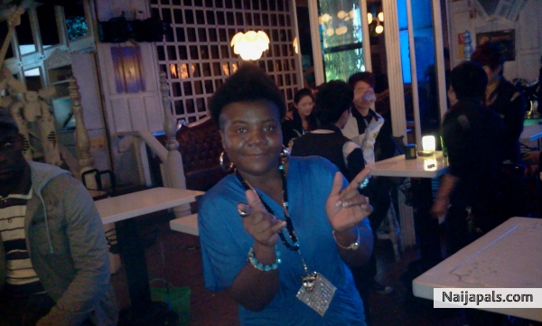  - click for next photo