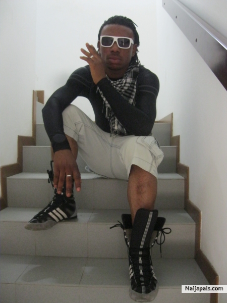  - click for next photo
