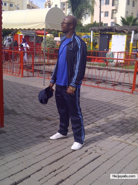  - click for next photo