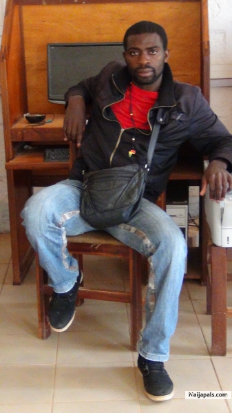  - click for next photo
