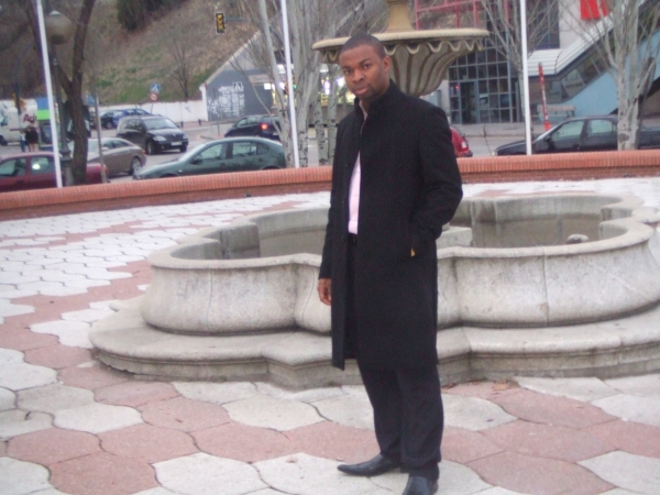  - click for next photo
