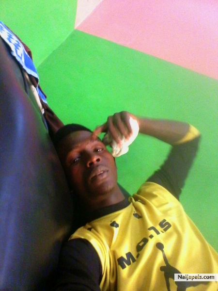  - click for next photo