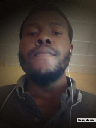 Ma humble self - click for next photo