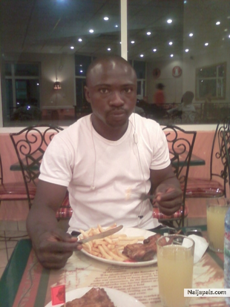  - click for next photo