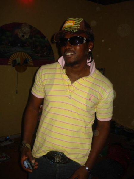 - click for next photo