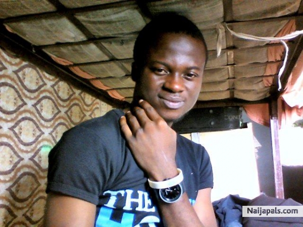 larryslimzy noni - click for next photo