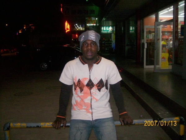 after shoping at 7 eleven - click for next photo