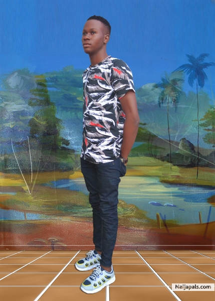  - click for next photo