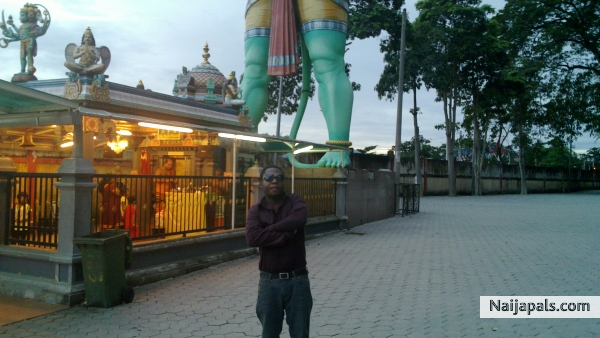  - click for next photo