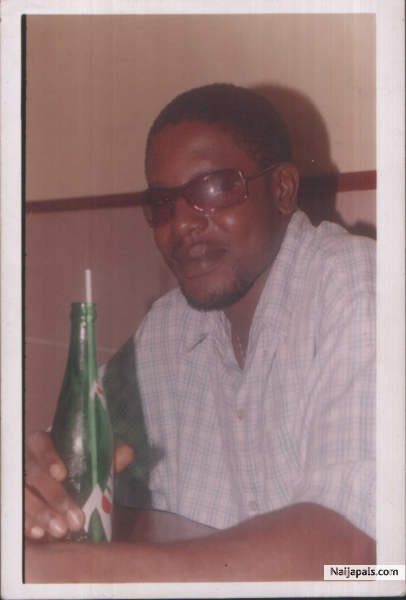 ITS ME AGAIN WITH MY COOL GEEZ IN NA DEE AREA - click for next photo