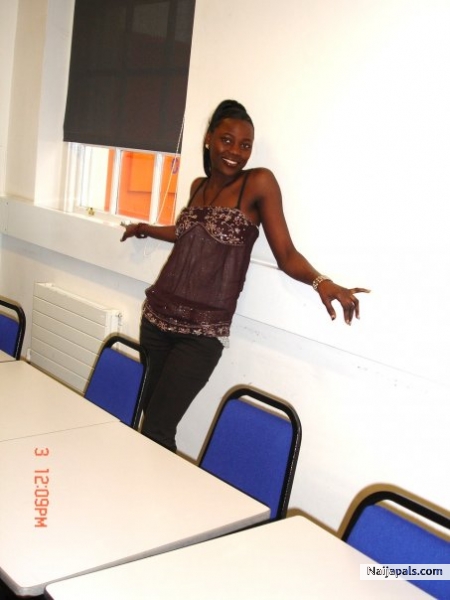 ebony - click for next photo
