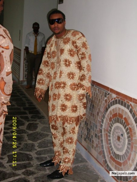  - click for next photo