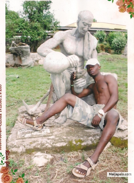  - click for next photo