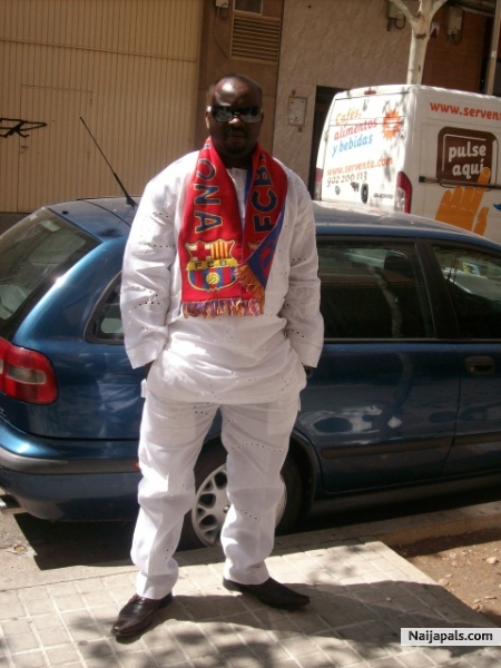 BARCE FOR LIFE - click for next photo