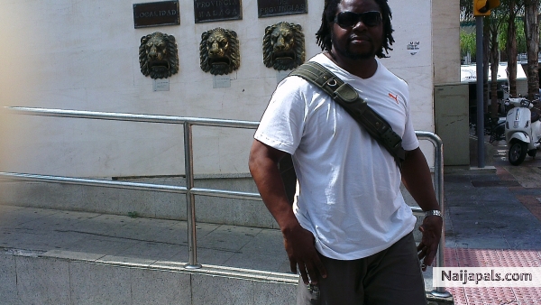  - click for next photo