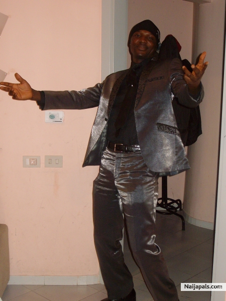  - click for next photo