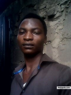 Mr shola (emi nani) - click for next photo