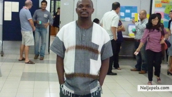  - click for next photo