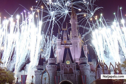 My New Year Picture. Being uploaded ofcourse in April because of 13th de April. ! - click for next photo