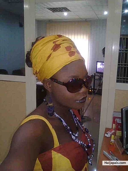 essy - click for next photo