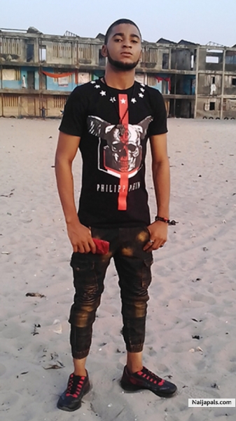  - click for next photo