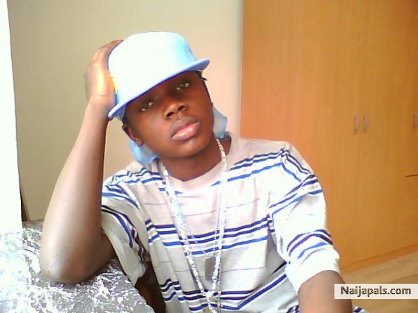 D-DREAMA - click for next photo