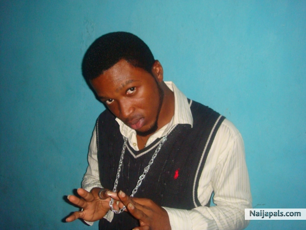 frankyluv - click for next photo
