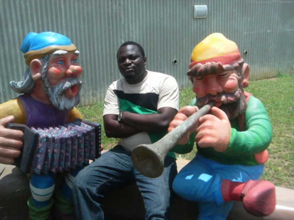 Me an ma Ancestors - click for next photo