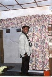DATZ ME - click for next photo