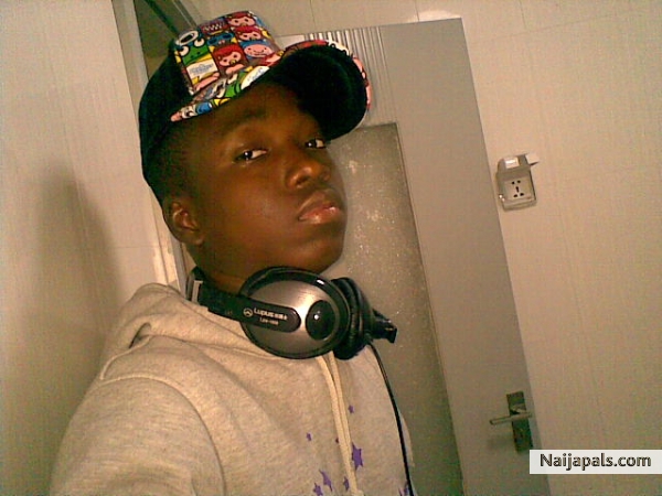  - click for next photo