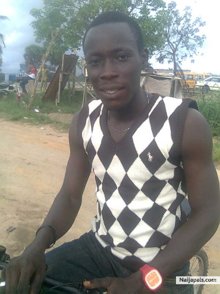  - click for next photo