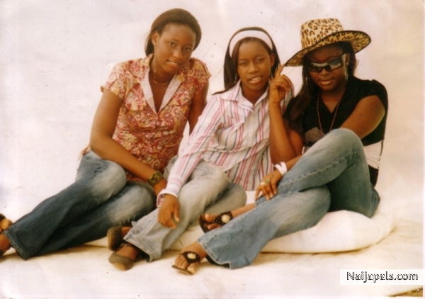 jenny and her friends cahntty and yetty - click for next photo