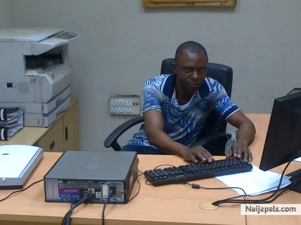 OFFICE HOUR - click for next photo