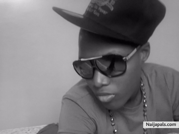 diz..guy - click for next photo