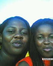 me and ruchelpez---is dat not.................... - click for next photo
