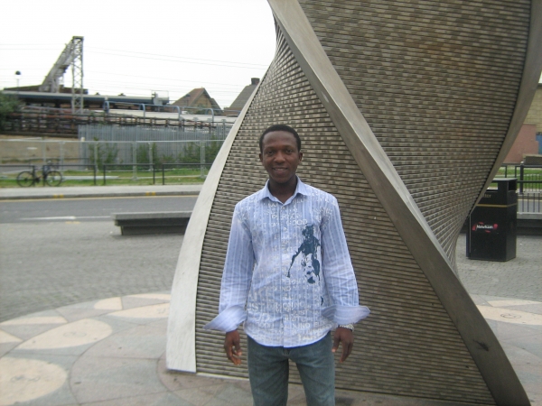  - click for next photo