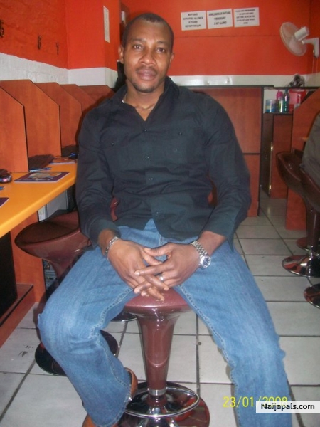 IT ME MYSELF AND I... - click for next photo