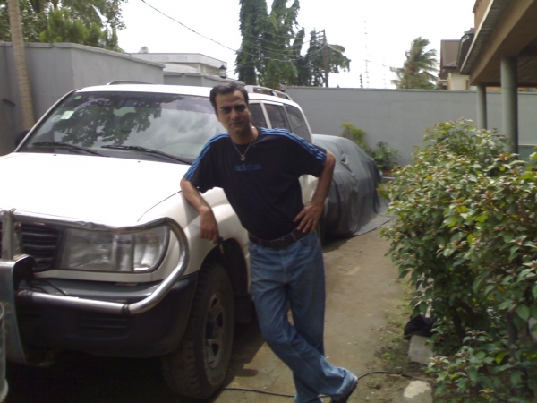  - click for next photo