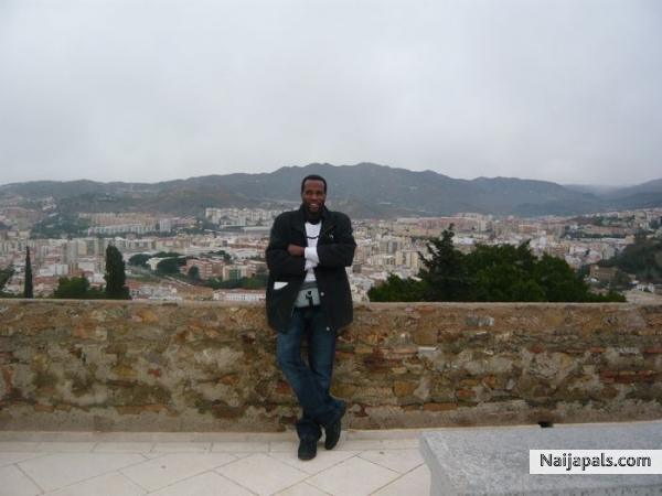  - click for next photo