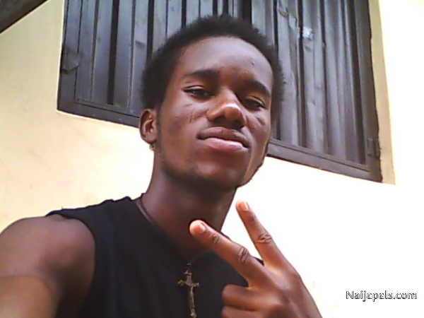  - click for next photo