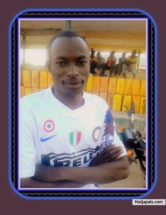 maxi - click for next photo