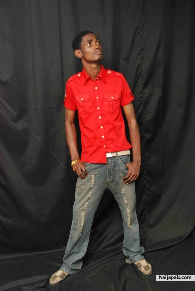 FREEKY - click for next photo